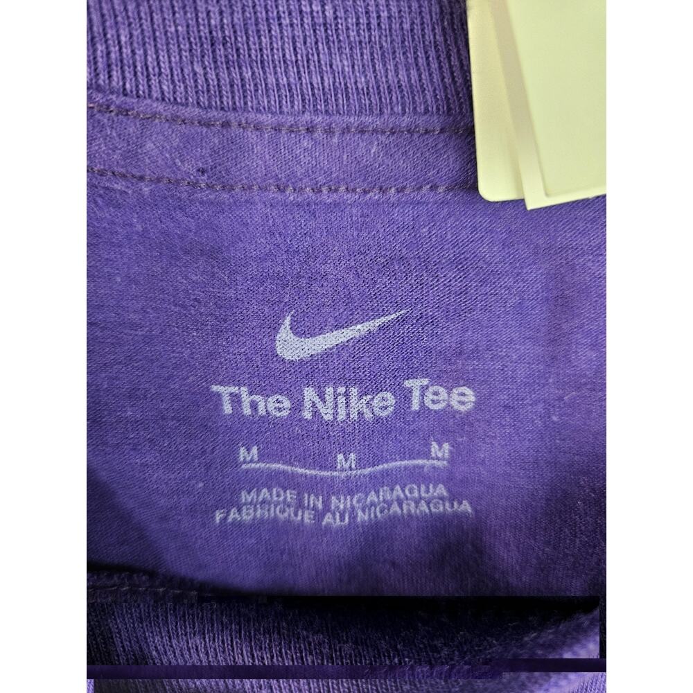NWT Nike Womens LSU Tigers Script Over Logo Purple T-Shirt Size Medium - Picture 6 of 9
